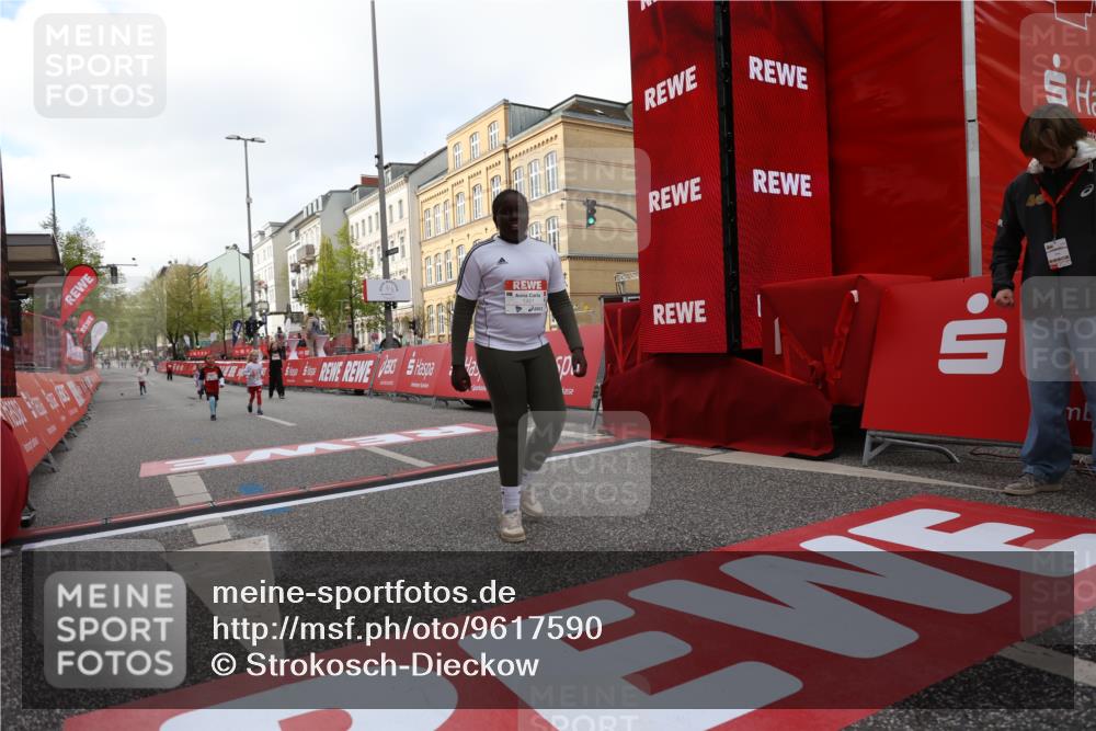 25.04.2026 - Das Zehntel Strokosch-Dieckow http://msf.ph/oto/9617590 25.04.2026 09:11:10 Ziel 1451, 1477 meine-sportfotos.de