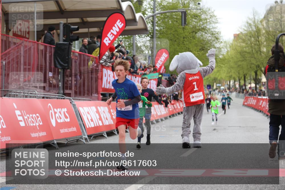 25.04.2026 - Das Zehntel Strokosch-Dieckow http://msf.ph/oto/9617603 25.04.2026 08:48:32 Ziel 1461, 1474, 1887, 2170, 2174, 2310, 2634, 3104 meine-sportfotos.de