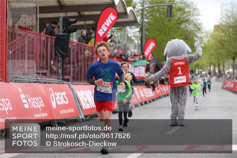 25.04.2026 - Das Zehntel Strokosch-Dieckow http://msf.ph/oto/9617626 25.04.2026 08:48:32 Ziel 1461, 1474, 1887, 2170, 2174, 2310, 2634, 3104 meine-sportfotos.de