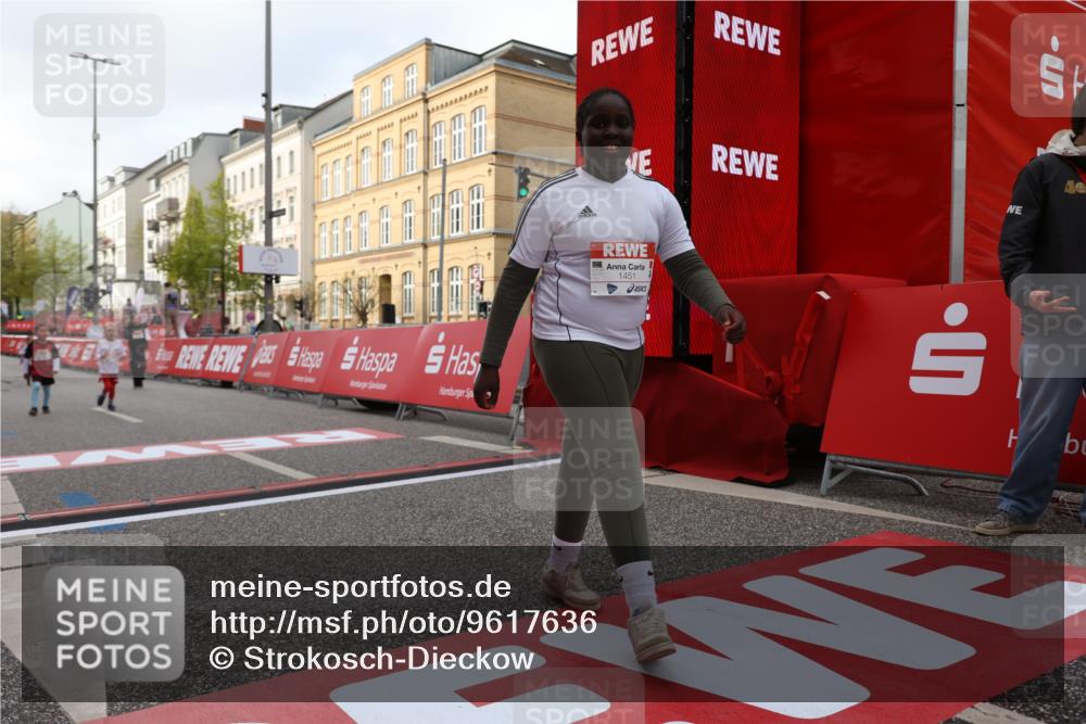 25.04.2026 - Das Zehntel Strokosch-Dieckow http://msf.ph/oto/9617636 25.04.2026 09:11:11 Ziel 1451, 1477 meine-sportfotos.de