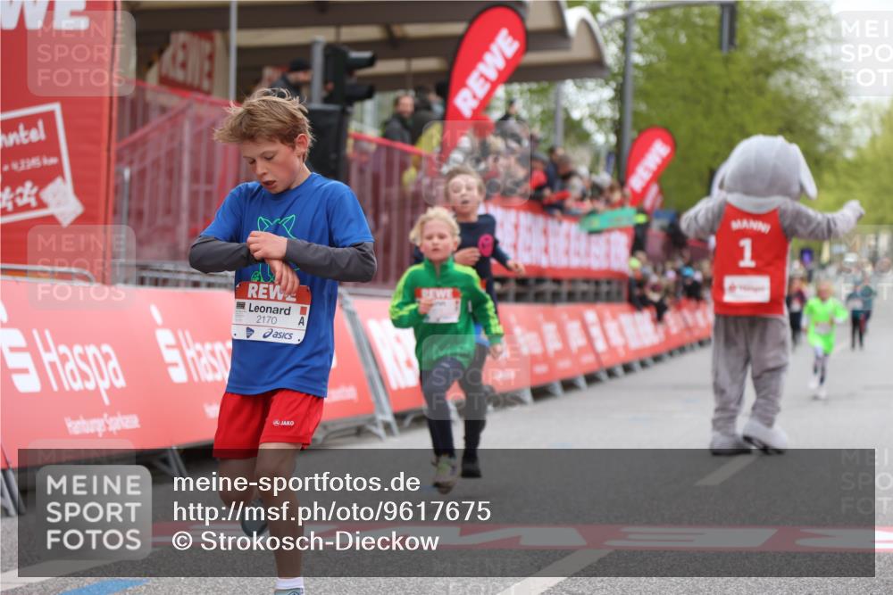 25.04.2026 - Das Zehntel Strokosch-Dieckow http://msf.ph/oto/9617675 25.04.2026 08:48:33 Ziel 1461, 1474, 1887, 2170, 2174, 2310, 2634, 3104 meine-sportfotos.de