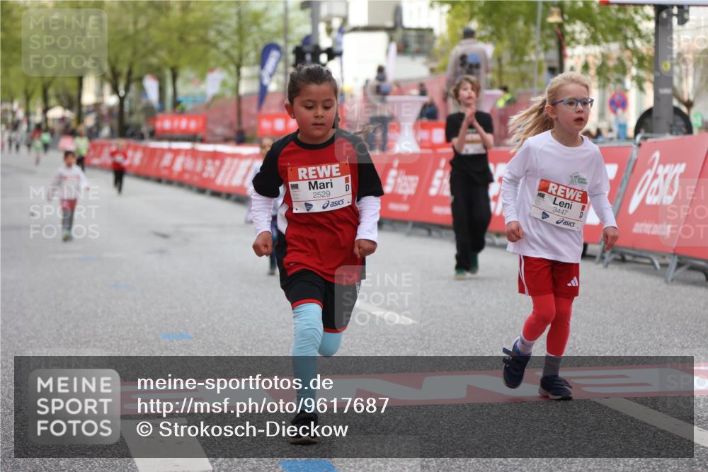 25.04.2026 - Das Zehntel Strokosch-Dieckow http://msf.ph/oto/9617687 25.04.2026 09:11:14 Ziel 1451, 2529, 3447 meine-sportfotos.de