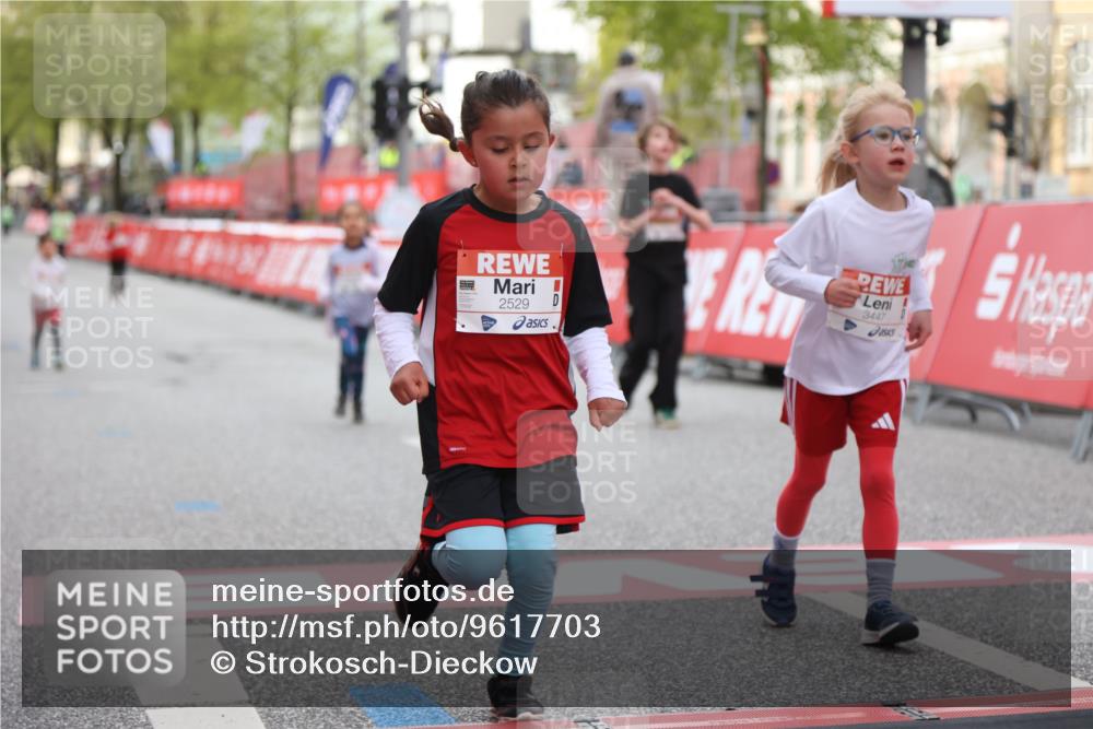25.04.2026 - Das Zehntel Strokosch-Dieckow http://msf.ph/oto/9617703 25.04.2026 09:11:14 Ziel 1451, 2529, 3447 meine-sportfotos.de