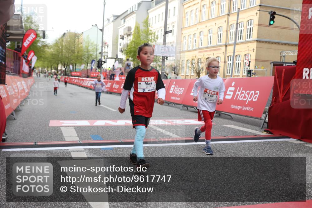 25.04.2026 - Das Zehntel Strokosch-Dieckow http://msf.ph/oto/9617747 25.04.2026 09:11:15 Ziel 2529, 3447 meine-sportfotos.de
