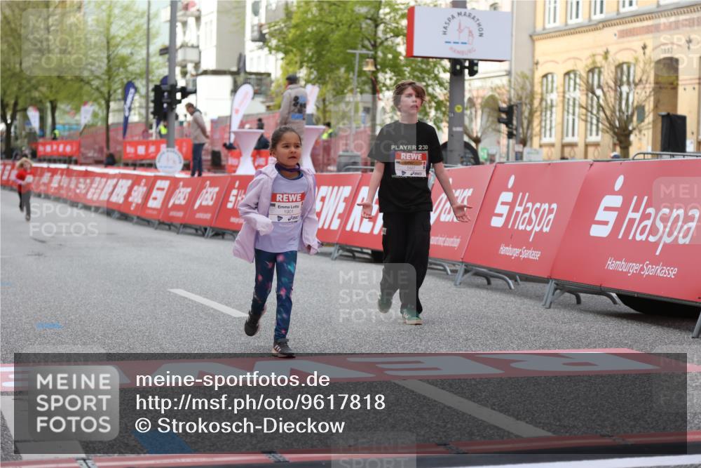 25.04.2026 - Das Zehntel Strokosch-Dieckow http://msf.ph/oto/9617818 25.04.2026 09:11:17 Ziel 1901, 2529, 3447 meine-sportfotos.de