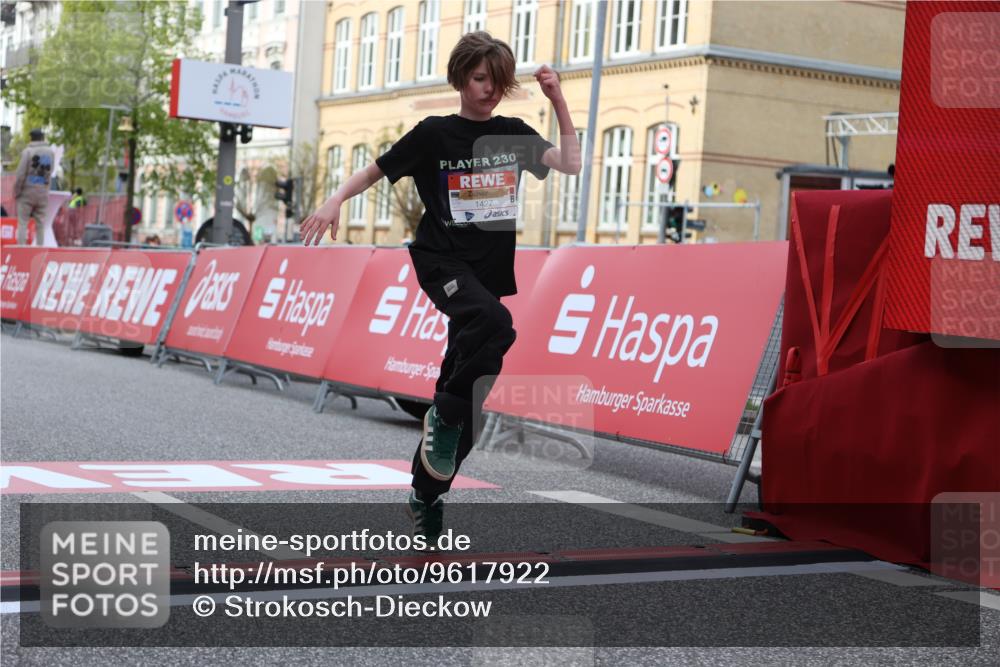 25.04.2026 - Das Zehntel Strokosch-Dieckow http://msf.ph/oto/9617922 25.04.2026 09:11:20 Ziel 1427, 1901, 2529, 3447 meine-sportfotos.de