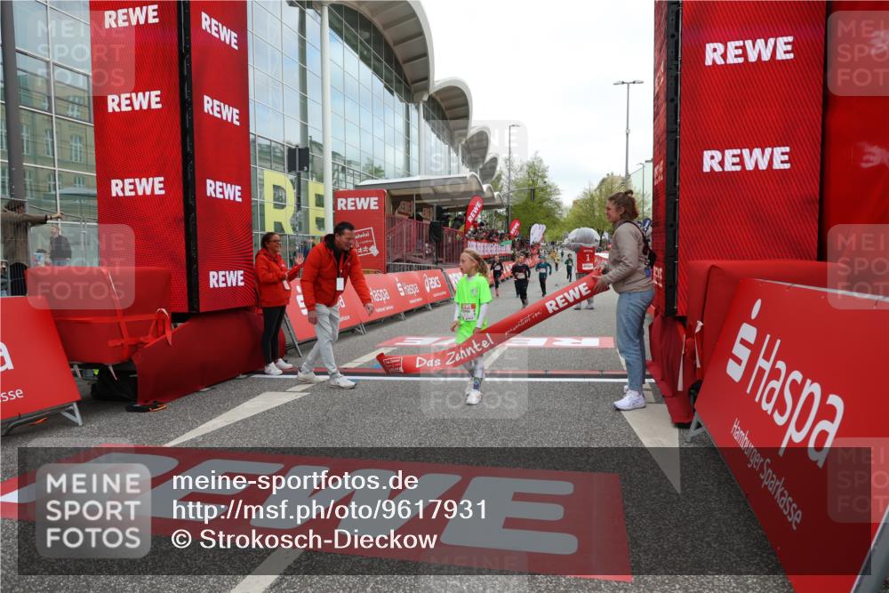 25.04.2026 - Das Zehntel Strokosch-Dieckow http://msf.ph/oto/9617931 25.04.2026 08:48:41 Ziel 1519, 3107 meine-sportfotos.de