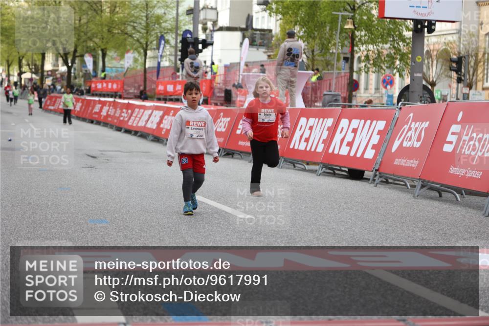 25.04.2026 - Das Zehntel Strokosch-Dieckow http://msf.ph/oto/9617991 25.04.2026 09:11:23 Ziel 1427, 1901 meine-sportfotos.de