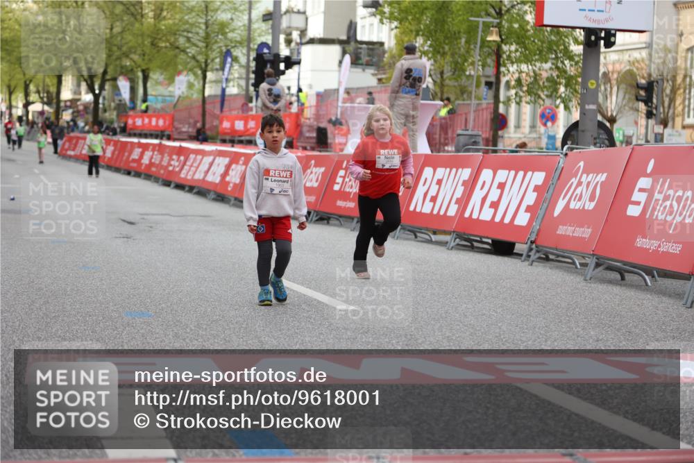 25.04.2026 - Das Zehntel Strokosch-Dieckow http://msf.ph/oto/9618001 25.04.2026 09:11:24 Ziel 1427, 1901, 2549 meine-sportfotos.de