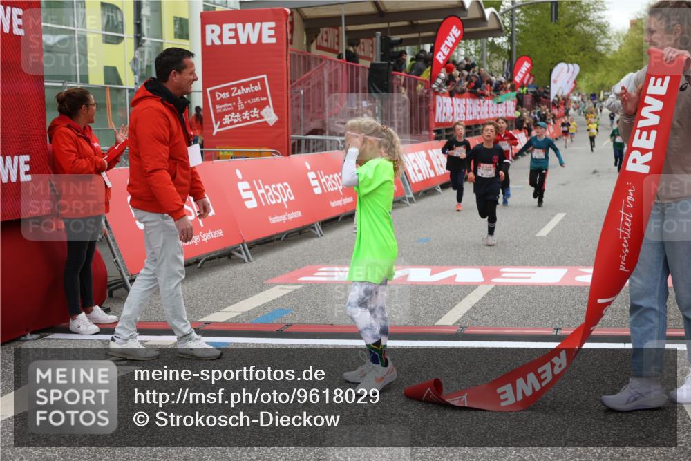 25.04.2026 - Das Zehntel Strokosch-Dieckow http://msf.ph/oto/9618029 25.04.2026 08:48:42 Ziel 1519, 3107, 3394, 3408, 3410 meine-sportfotos.de
