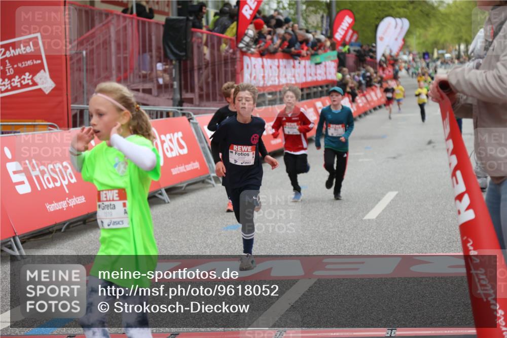 25.04.2026 - Das Zehntel Strokosch-Dieckow http://msf.ph/oto/9618052 25.04.2026 08:48:42 Ziel 1519, 3107, 3394, 3408, 3410 meine-sportfotos.de