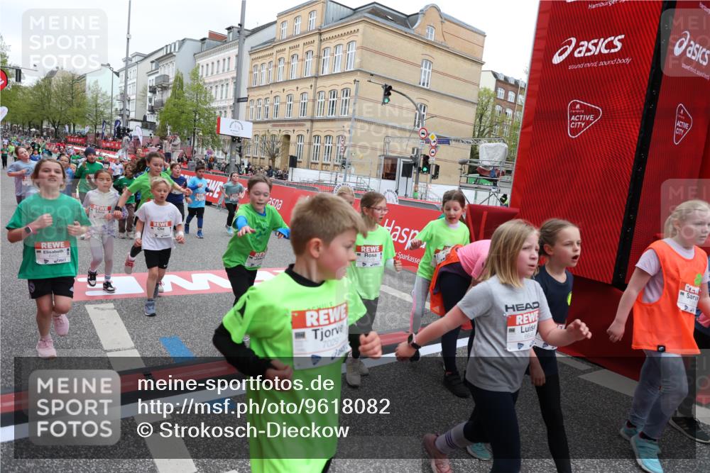 25.04.2026 - Das Zehntel Strokosch-Dieckow http://msf.ph/oto/9618082 25.04.2026 11:00:59 Ziel 5045, 5094, 5155, 5163, 5297, 5301, 5358, 5389, 5408, 5438, 5541, 5767, 6214, 6218, 6305, 6306, 6320, 6362, 6366, 6390, 6492, 6516, 6572, 6631, 6648, 6872, 6896, 6975, 7029, 7098, 7119, 7329, 7346, 7376, 7411, 7521, 7850, 7876 meine-sportfotos.de
