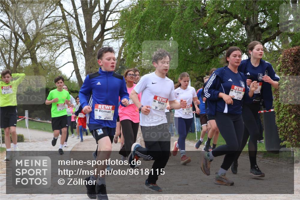 25.04.2026 - Das Zehntel Zöllner http://msf.ph/oto/9618115 25.04.2026 13:40:41 Laufen 17059, 18176 meine-sportfotos.de