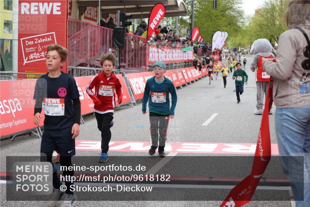 25.04.2026 - Das Zehntel Strokosch-Dieckow http://msf.ph/oto/9618182 25.04.2026 08:48:44 Ziel 1519, 3107, 3394, 3408, 3410 meine-sportfotos.de