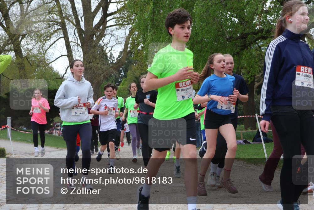 25.04.2026 - Das Zehntel Zöllner http://msf.ph/oto/9618183 25.04.2026 13:40:42 Laufen 17273, 15891, 17012 meine-sportfotos.de