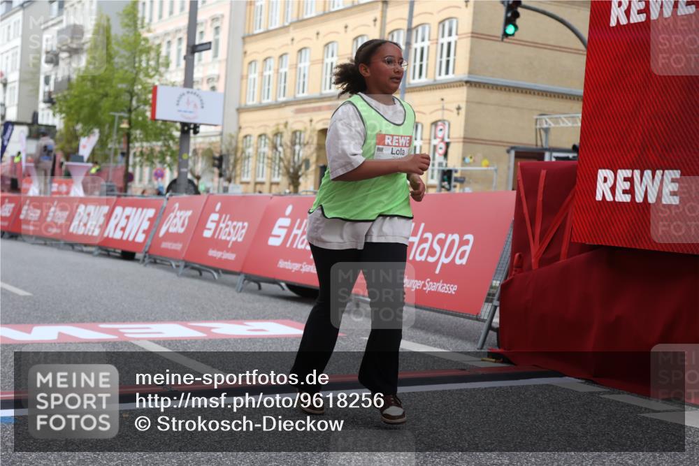 25.04.2026 - Das Zehntel Strokosch-Dieckow http://msf.ph/oto/9618256 25.04.2026 09:11:44 Ziel 3319 meine-sportfotos.de