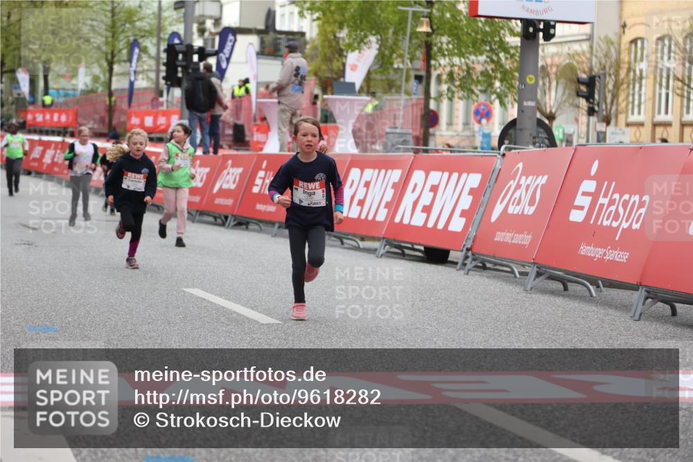 25.04.2026 - Das Zehntel Strokosch-Dieckow http://msf.ph/oto/9618282 25.04.2026 09:11:48 Ziel 3319 meine-sportfotos.de