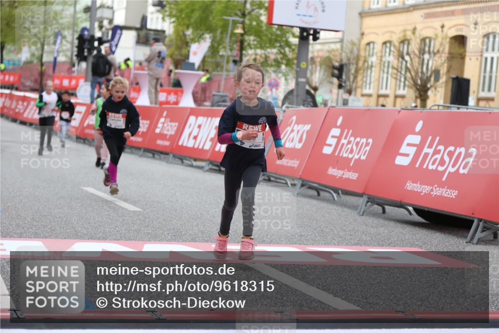 25.04.2026 - Das Zehntel Strokosch-Dieckow http://msf.ph/oto/9618315 25.04.2026 09:11:49 Ziel 3319 meine-sportfotos.de