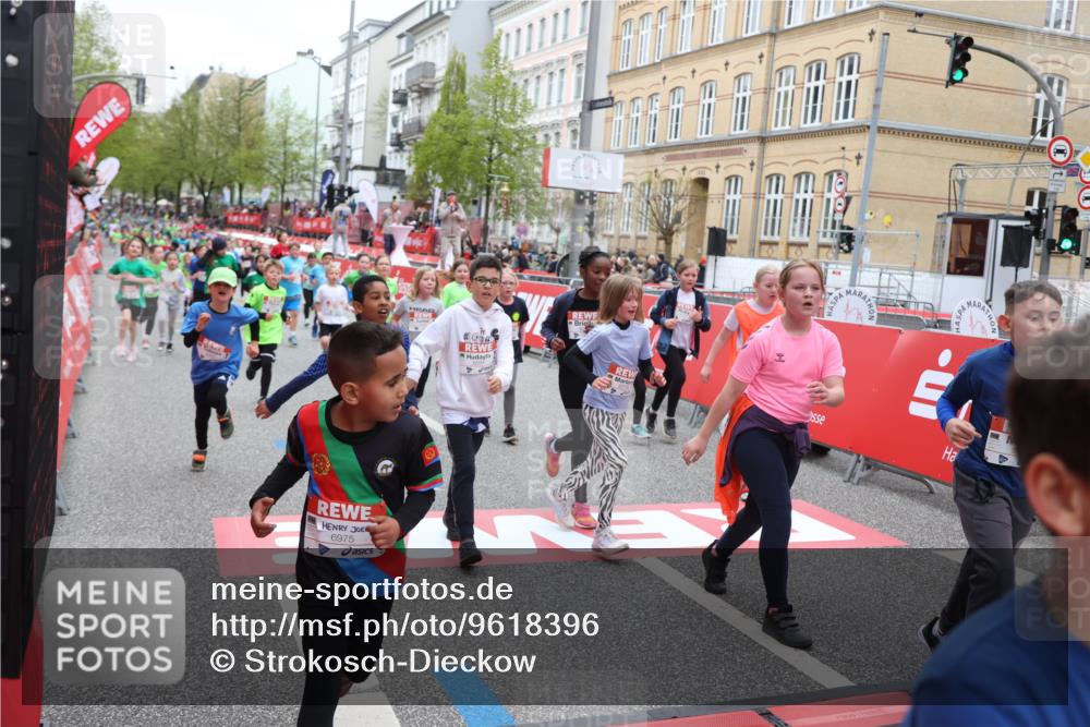 25.04.2026 - Das Zehntel Strokosch-Dieckow http://msf.ph/oto/9618396 25.04.2026 11:00:56 Ziel 5094, 5155, 5163, 5164, 5238, 5297, 5301, 5358, 5408, 5438, 5460, 5767, 6214, 6218, 6257, 6261, 6270, 6274, 6305, 6306, 6320, 6387, 6427, 6572, 6608, 6631, 6648, 6975, 7029, 7076, 7081, 7098, 7376, 7411, 7535, 7761, 7876 meine-sportfotos.de
