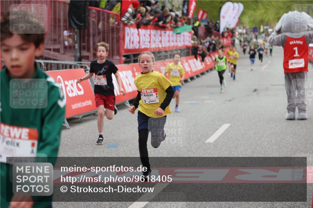 25.04.2026 - Das Zehntel Strokosch-Dieckow http://msf.ph/oto/9618405 25.04.2026 08:48:49 Ziel 1587, 2053, 3107, 3394, 3408, 3410, 3580 meine-sportfotos.de