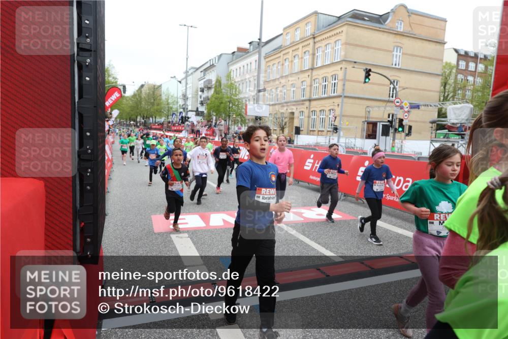 25.04.2026 - Das Zehntel Strokosch-Dieckow http://msf.ph/oto/9618422 25.04.2026 11:00:55 Ziel 5078, 5094, 5155, 5163, 5164, 5238, 5297, 5301, 5358, 5408, 5438, 5460, 5767, 6214, 6218, 6257, 6261, 6270, 6274, 6305, 6306, 6320, 6387, 6427, 6556, 6572, 6608, 6631, 6975, 7076, 7081, 7376, 7411, 7535, 7559, 7761, 7876 meine-sportfotos.de