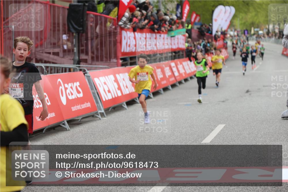 25.04.2026 - Das Zehntel Strokosch-Dieckow http://msf.ph/oto/9618473 25.04.2026 08:48:50 Ziel 1587, 2053, 3394, 3408, 3410, 3580 meine-sportfotos.de