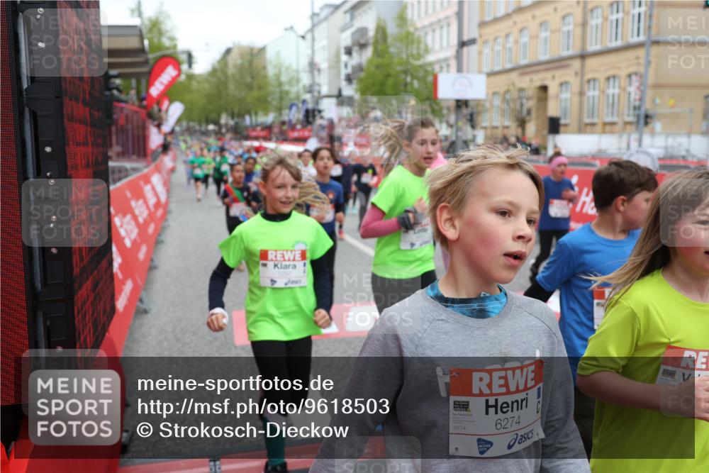 25.04.2026 - Das Zehntel Strokosch-Dieckow http://msf.ph/oto/9618503 25.04.2026 11:00:54 Ziel 5078, 5094, 5164, 5238, 5297, 5301, 5358, 5408, 5438, 5460, 5767, 5860, 6218, 6257, 6261, 6270, 6274, 6305, 6306, 6387, 6427, 6556, 6572, 6608, 6975, 7033, 7076, 7081, 7411, 7535, 7559, 7657, 7761, 7876 meine-sportfotos.de