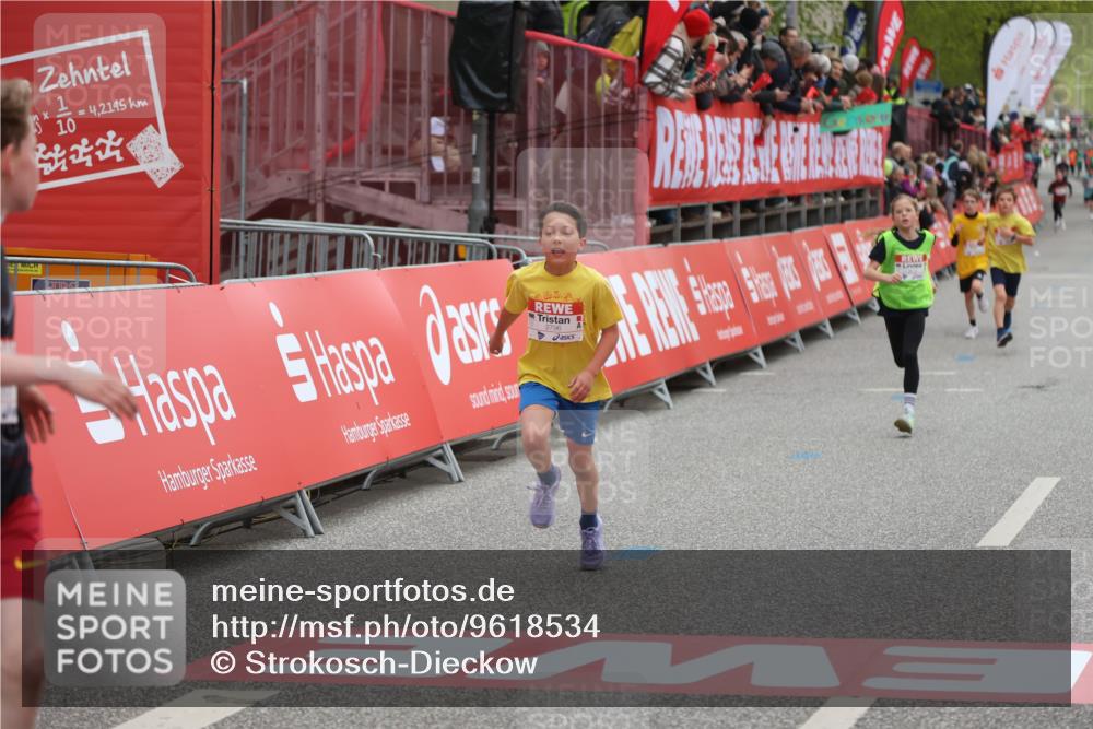 25.04.2026 - Das Zehntel Strokosch-Dieckow http://msf.ph/oto/9618534 25.04.2026 08:48:51 Ziel 1587, 2053, 2796, 3580 meine-sportfotos.de