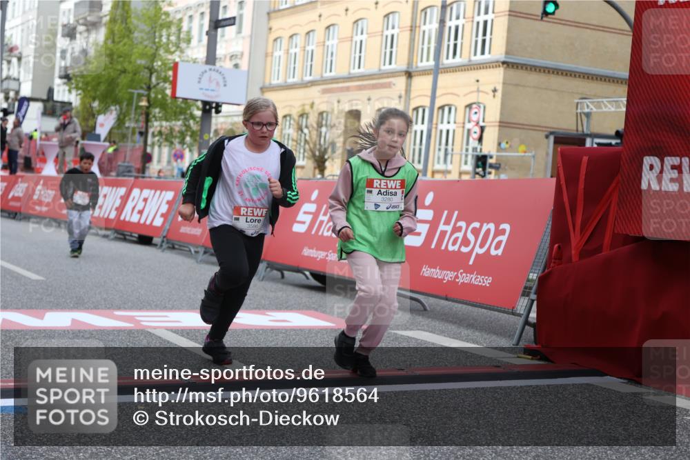 25.04.2026 - Das Zehntel Strokosch-Dieckow http://msf.ph/oto/9618564 25.04.2026 09:11:55 Ziel 1230, 1238, 3280 meine-sportfotos.de