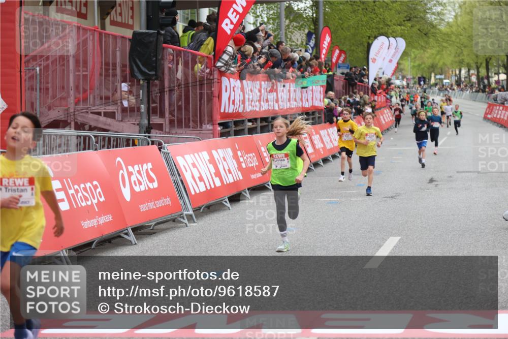 25.04.2026 - Das Zehntel Strokosch-Dieckow http://msf.ph/oto/9618587 25.04.2026 08:48:53 Ziel 1587, 2053, 2796, 3222, 3580 meine-sportfotos.de