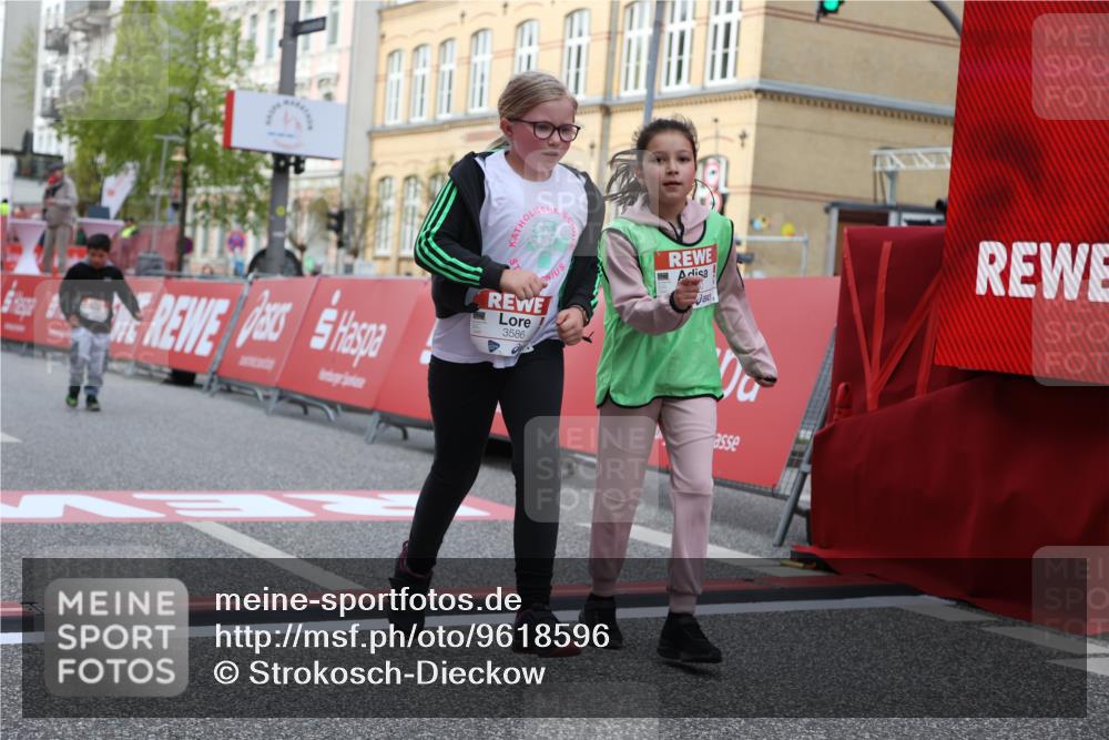 25.04.2026 - Das Zehntel Strokosch-Dieckow http://msf.ph/oto/9618596 25.04.2026 09:11:56 Ziel 1230, 1238, 3280 meine-sportfotos.de