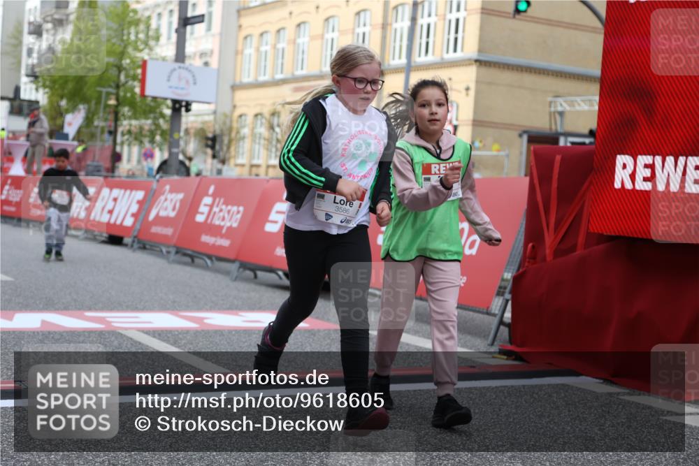 25.04.2026 - Das Zehntel Strokosch-Dieckow http://msf.ph/oto/9618605 25.04.2026 09:11:56 Ziel 1230, 1238, 3280 meine-sportfotos.de