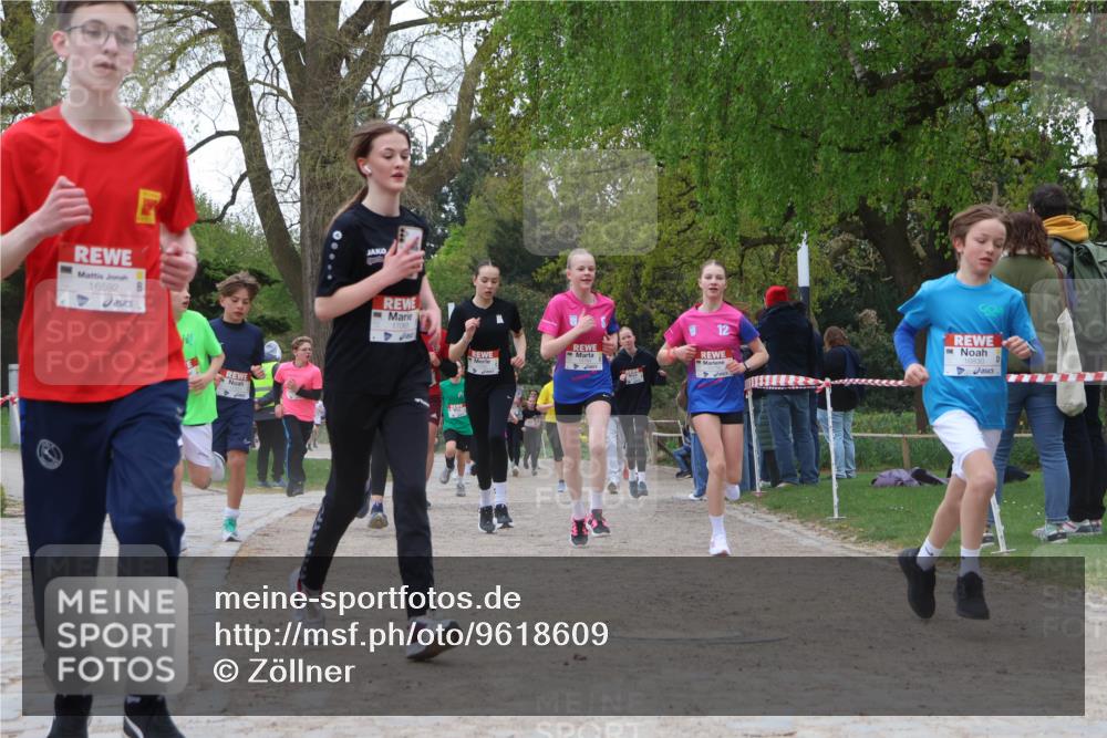 25.04.2026 - Das Zehntel Zöllner http://msf.ph/oto/9618609 25.04.2026 13:40:56 Laufen 16592, 12, 16830 meine-sportfotos.de