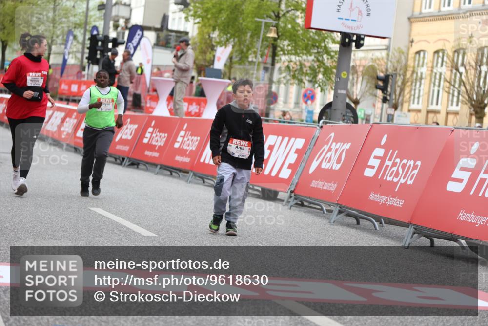 25.04.2026 - Das Zehntel Strokosch-Dieckow http://msf.ph/oto/9618630 25.04.2026 09:11:58 Ziel 1230, 1238, 3280, 3586 meine-sportfotos.de