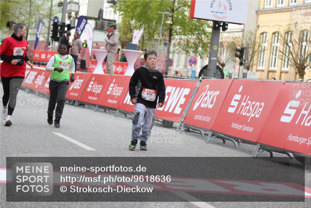 25.04.2026 - Das Zehntel Strokosch-Dieckow http://msf.ph/oto/9618636 25.04.2026 09:11:58 Ziel 1230, 1238, 3280, 3586 meine-sportfotos.de
