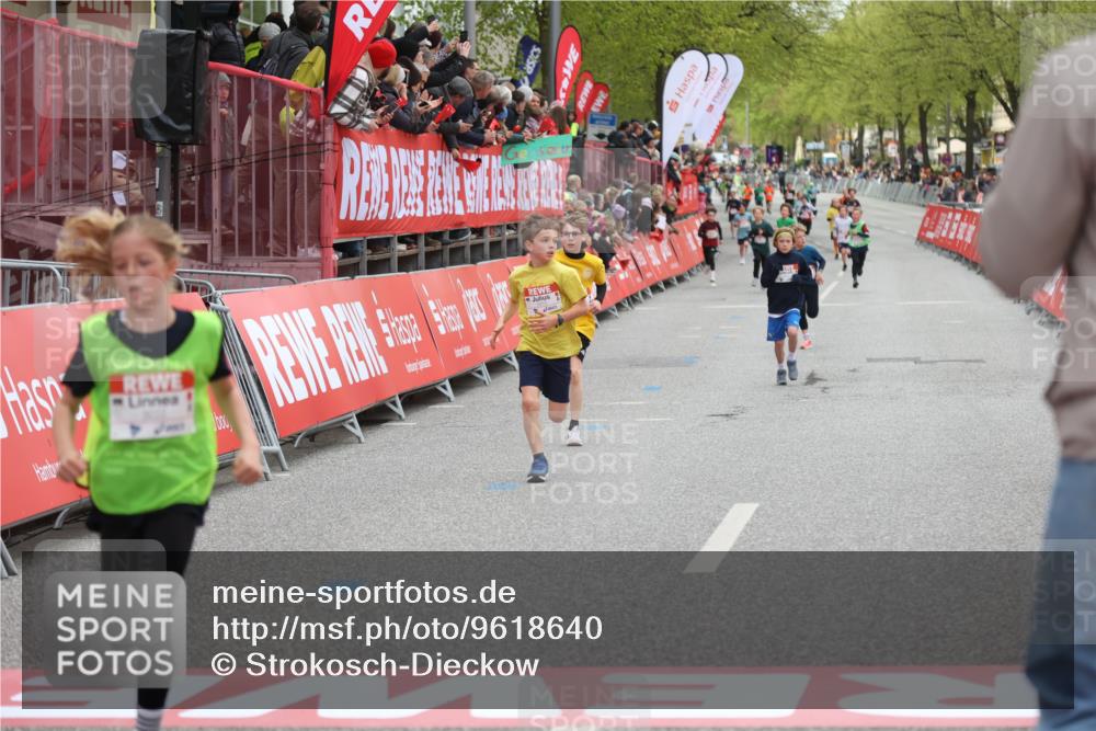 25.04.2026 - Das Zehntel Strokosch-Dieckow http://msf.ph/oto/9618640 25.04.2026 08:48:54 Ziel 1587, 2053, 2796, 3222, 3580 meine-sportfotos.de