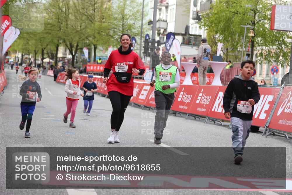 25.04.2026 - Das Zehntel Strokosch-Dieckow http://msf.ph/oto/9618655 25.04.2026 09:11:59 Ziel 1230, 1238, 3280, 3586 meine-sportfotos.de