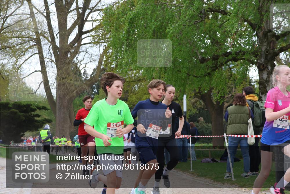 25.04.2026 - Das Zehntel Zöllner http://msf.ph/oto/9618675 25.04.2026 13:40:59 Laufen 20, 15331, 17, 15783, 4 meine-sportfotos.de