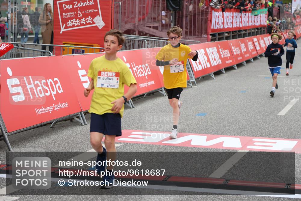 25.04.2026 - Das Zehntel Strokosch-Dieckow http://msf.ph/oto/9618687 25.04.2026 08:48:58 Ziel 2058, 2796, 2815, 3222, 3574 meine-sportfotos.de