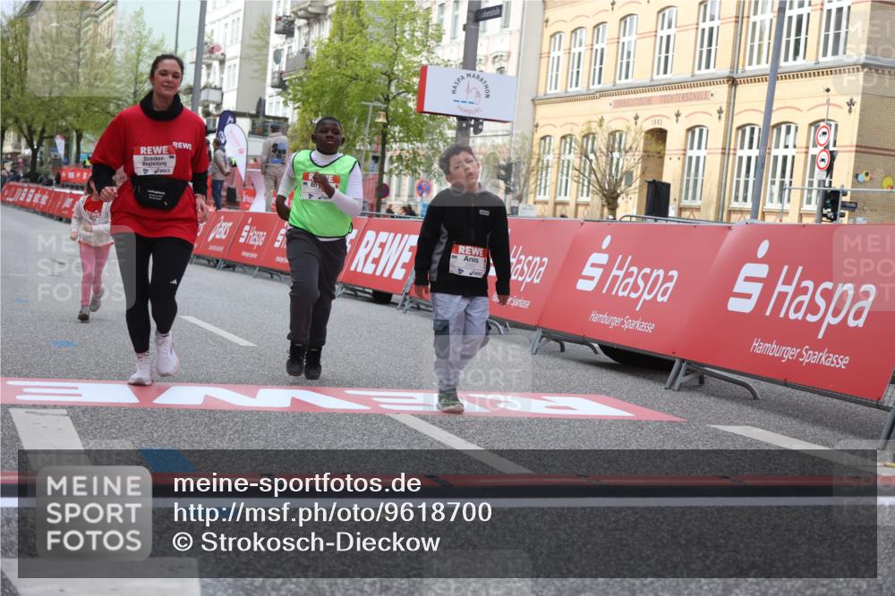25.04.2026 - Das Zehntel Strokosch-Dieckow http://msf.ph/oto/9618700 25.04.2026 09:12:01 Ziel 1230, 1391, 1801, 2557, 3280, 3586 meine-sportfotos.de