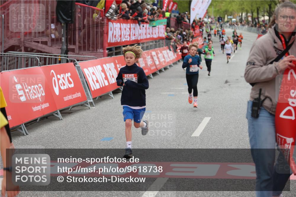 25.04.2026 - Das Zehntel Strokosch-Dieckow http://msf.ph/oto/9618738 25.04.2026 08:48:59 Ziel 2058, 2796, 2815, 3222, 3574 meine-sportfotos.de