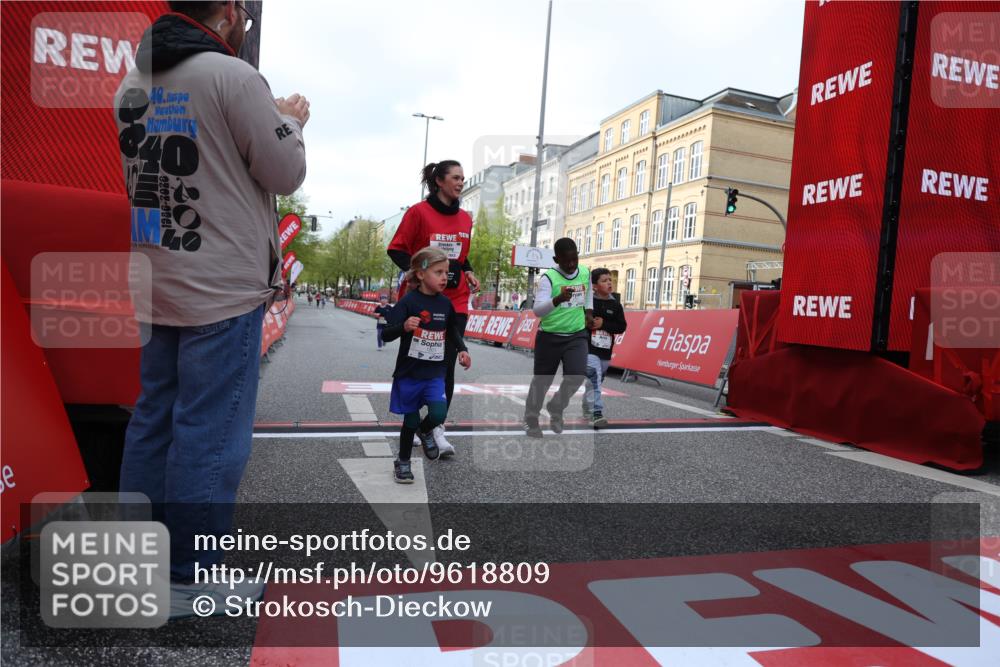 25.04.2026 - Das Zehntel Strokosch-Dieckow http://msf.ph/oto/9618809 25.04.2026 09:12:03 Ziel 1391, 1801, 2557, 3586 meine-sportfotos.de