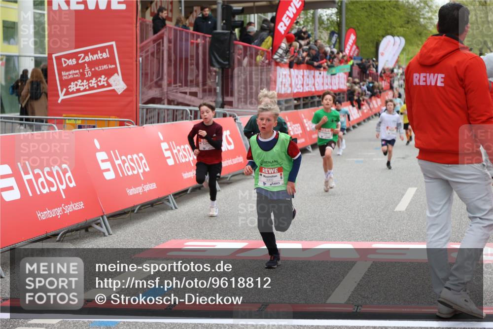 25.04.2026 - Das Zehntel Strokosch-Dieckow http://msf.ph/oto/9618812 25.04.2026 08:49:06 Ziel 1696, 3302, 3574, 3699, 4063 meine-sportfotos.de