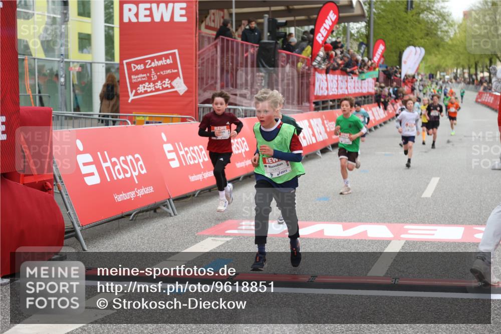25.04.2026 - Das Zehntel Strokosch-Dieckow http://msf.ph/oto/9618851 25.04.2026 08:49:06 Ziel 1696, 3302, 3574, 3699, 4063 meine-sportfotos.de