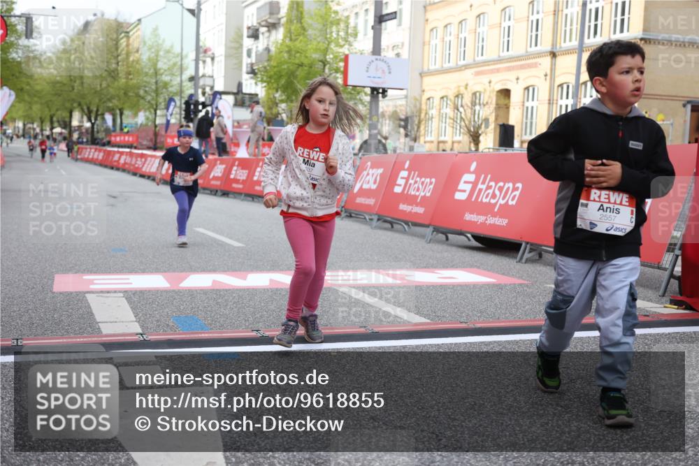 25.04.2026 - Das Zehntel Strokosch-Dieckow http://msf.ph/oto/9618855 25.04.2026 09:12:04 Ziel 1391, 1801, 1803, 2557, 3586 meine-sportfotos.de