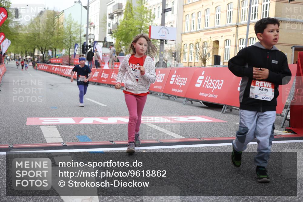 25.04.2026 - Das Zehntel Strokosch-Dieckow http://msf.ph/oto/9618862 25.04.2026 09:12:04 Ziel 1391, 1801, 1803, 2557, 3586 meine-sportfotos.de