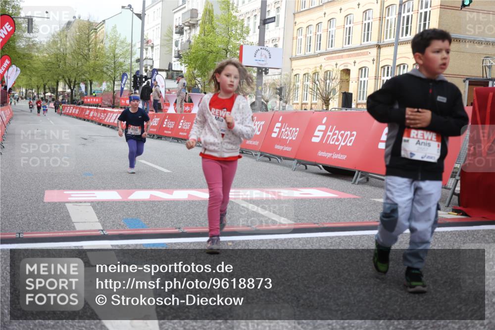 25.04.2026 - Das Zehntel Strokosch-Dieckow http://msf.ph/oto/9618873 25.04.2026 09:12:04 Ziel 1391, 1801, 1803, 2557, 3586 meine-sportfotos.de