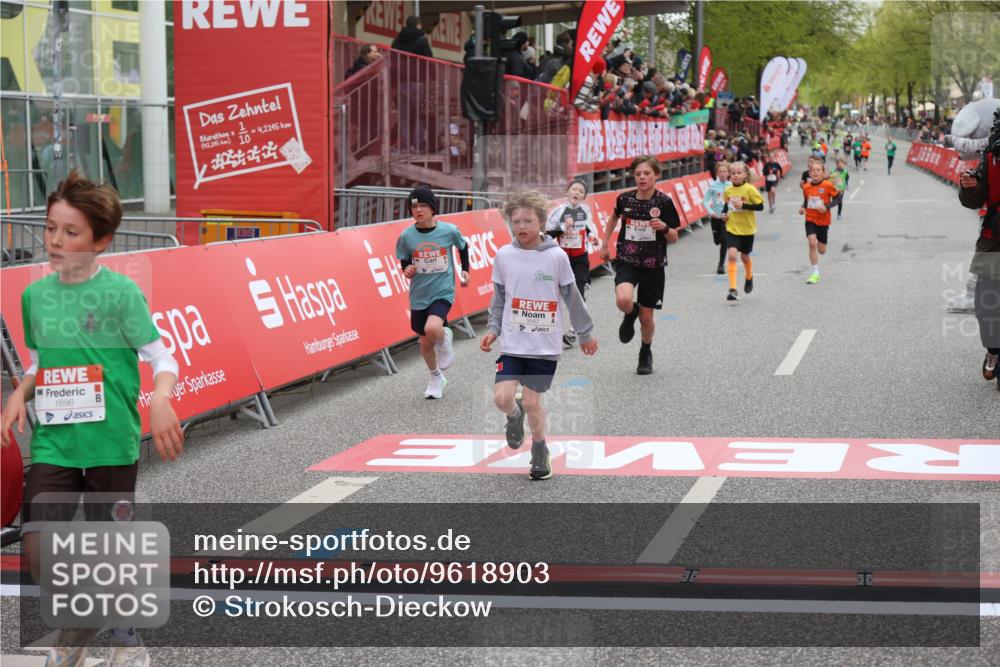 25.04.2026 - Das Zehntel Strokosch-Dieckow http://msf.ph/oto/9618903 25.04.2026 08:49:09 Ziel 1696, 2042, 2173, 3123, 3302, 3567, 3699, 3957 meine-sportfotos.de