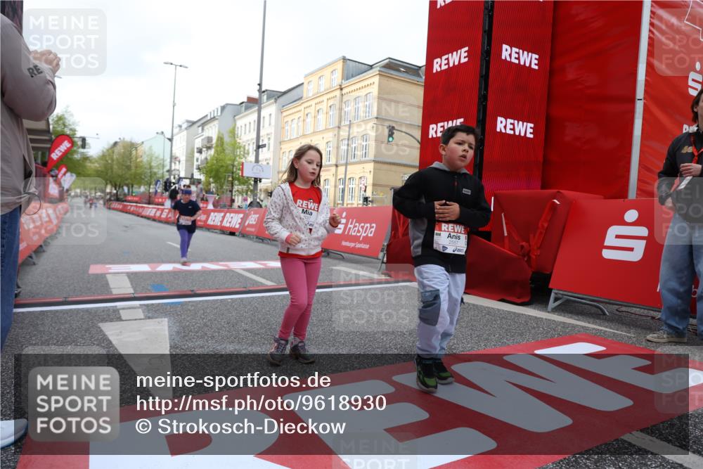 25.04.2026 - Das Zehntel Strokosch-Dieckow http://msf.ph/oto/9618930 25.04.2026 09:12:05 Ziel 1391, 1801, 1803, 2557, 3586 meine-sportfotos.de