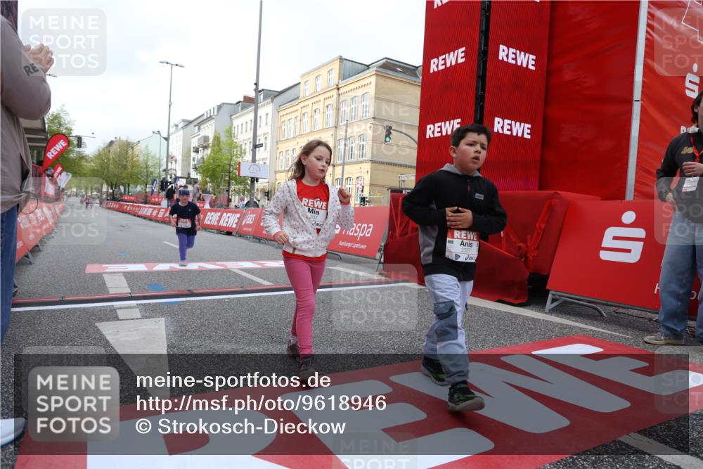 25.04.2026 - Das Zehntel Strokosch-Dieckow http://msf.ph/oto/9618946 25.04.2026 09:12:05 Ziel 1391, 1801, 1803, 2557, 3586 meine-sportfotos.de
